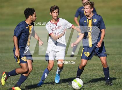 Thumbnail 3 in Loomis Chaffee @ Trinity-Pawling photogallery.