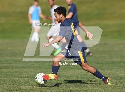 Thumbnail 2 in Loomis Chaffee @ Trinity-Pawling photogallery.