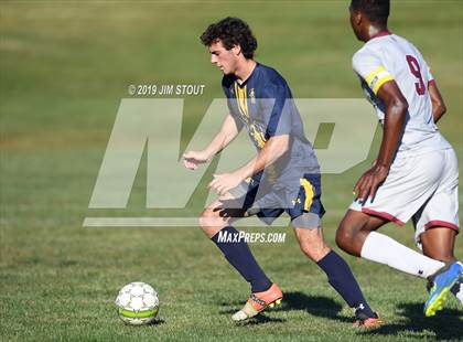 Thumbnail 3 in Loomis Chaffee @ Trinity-Pawling photogallery.