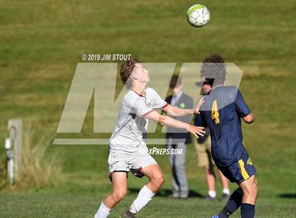 Thumbnail 3 in Loomis Chaffee @ Trinity-Pawling photogallery.