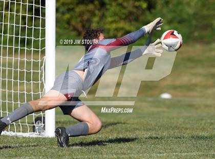 Thumbnail 3 in Loomis Chaffee @ Trinity-Pawling photogallery.