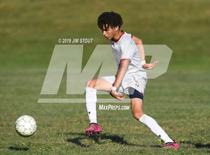 Thumbnail 1 in Loomis Chaffee @ Trinity-Pawling photogallery.