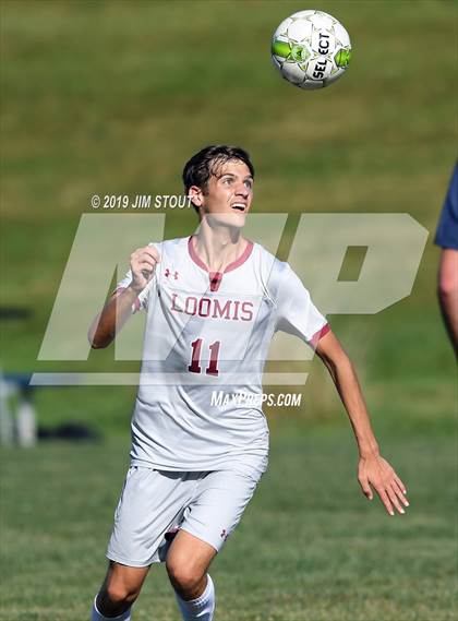 Thumbnail 3 in Loomis Chaffee @ Trinity-Pawling photogallery.