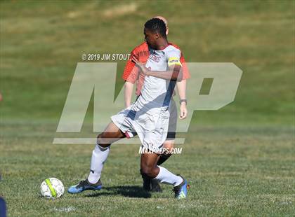 Thumbnail 2 in Loomis Chaffee @ Trinity-Pawling photogallery.