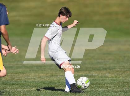 Thumbnail 3 in Loomis Chaffee @ Trinity-Pawling photogallery.