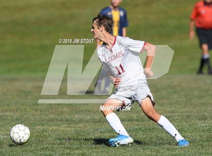 Thumbnail 2 in Loomis Chaffee @ Trinity-Pawling photogallery.