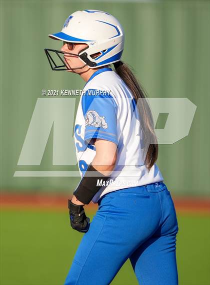 Thumbnail 1 in Venus vs Celina (UIL 4A Area Playoff) photogallery.