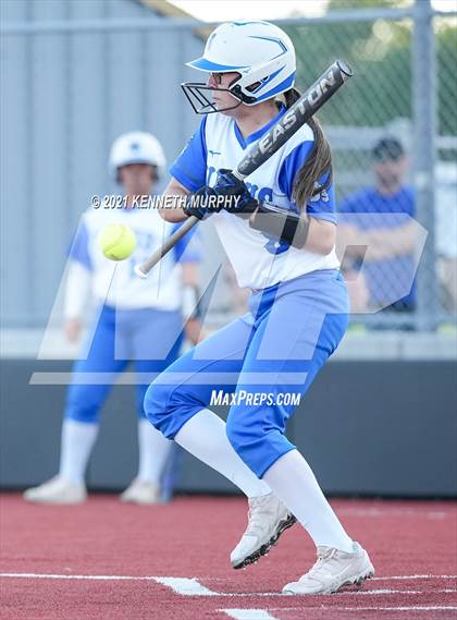 Thumbnail 2 in Venus vs Celina (UIL 4A Area Playoff) photogallery.