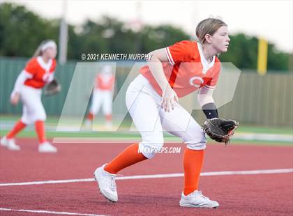Thumbnail 2 in Venus vs Celina (UIL 4A Area Playoff) photogallery.