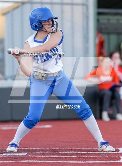 Thumbnail 1 in Venus vs Celina (UIL 4A Area Playoff) photogallery.