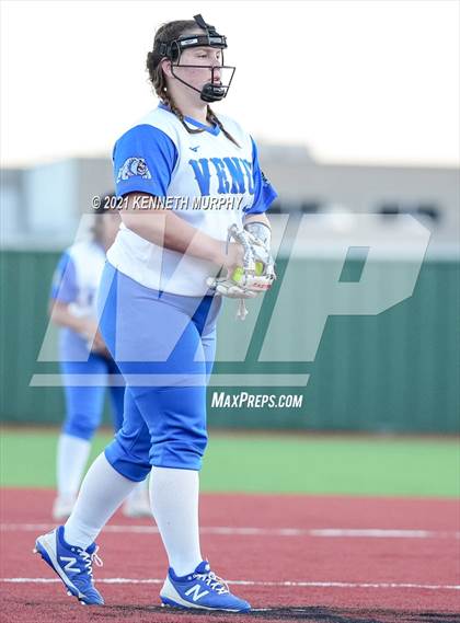 Thumbnail 3 in Venus vs Celina (UIL 4A Area Playoff) photogallery.