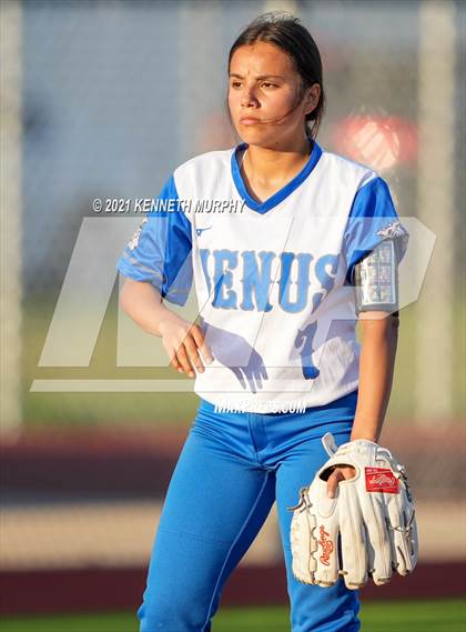 Thumbnail 2 in Venus vs Celina (UIL 4A Area Playoff) photogallery.