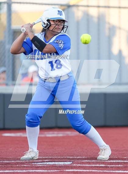 Thumbnail 3 in Venus vs Celina (UIL 4A Area Playoff) photogallery.