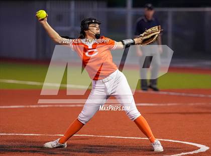 Thumbnail 2 in Venus vs Celina (UIL 4A Area Playoff) photogallery.