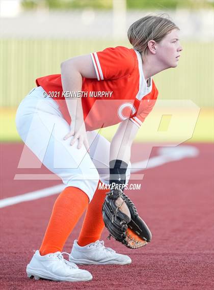 Thumbnail 3 in Venus vs Celina (UIL 4A Area Playoff) photogallery.