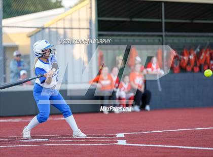 Thumbnail 2 in Venus vs Celina (UIL 4A Area Playoff) photogallery.