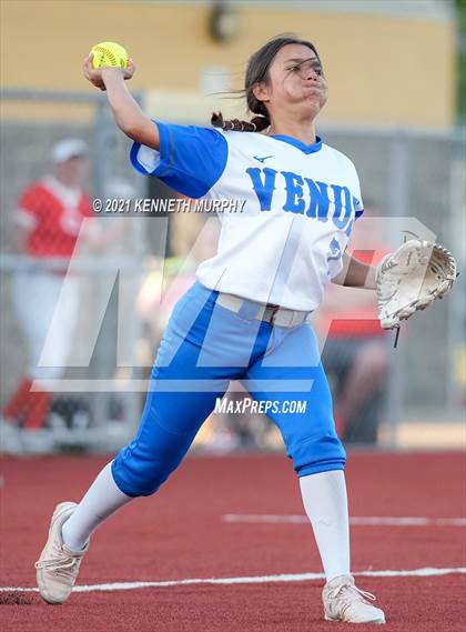 Thumbnail 3 in Venus vs Celina (UIL 4A Area Playoff) photogallery.