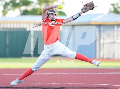 Thumbnail 2 in Venus vs Celina (UIL 4A Area Playoff) photogallery.