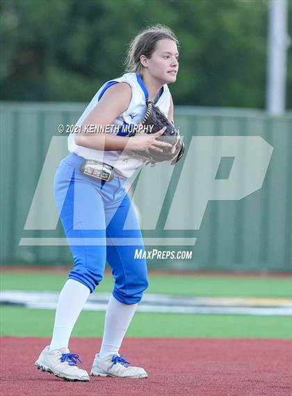 Thumbnail 2 in Venus vs Celina (UIL 4A Area Playoff) photogallery.