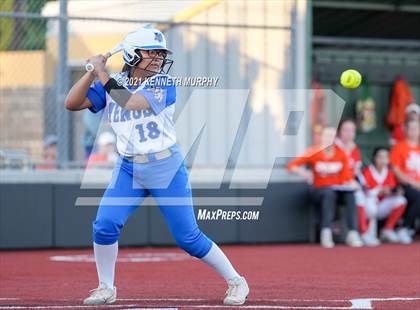 Thumbnail 2 in Venus vs Celina (UIL 4A Area Playoff) photogallery.