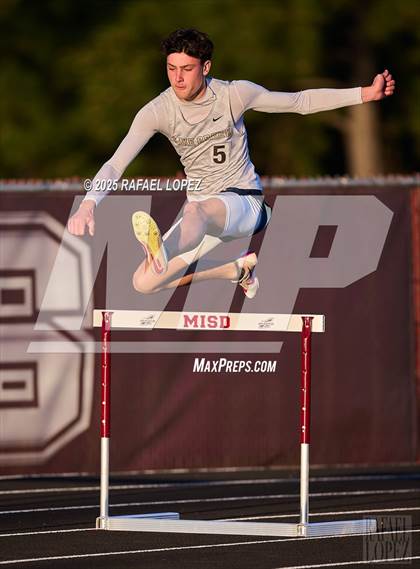 Thumbnail 3 in Dog Pound Invitational (300M Hurdles) photogallery.