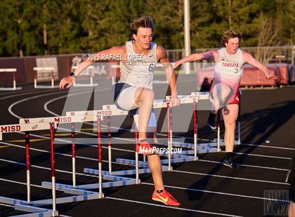 Thumbnail 2 in Dog Pound Invitational (300M Hurdles) photogallery.