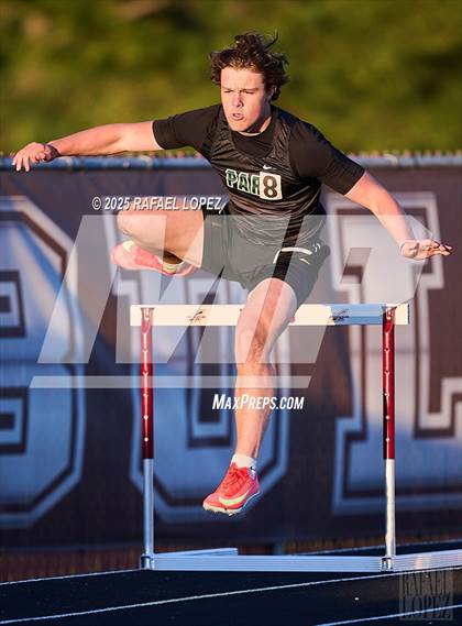 Thumbnail 1 in Dog Pound Invitational (300M Hurdles) photogallery.