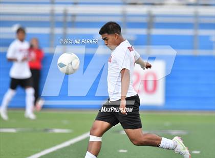 Thumbnail 1 in Boerne vs. Kilgore (UIL 4A Soccer Semifinal) photogallery.
