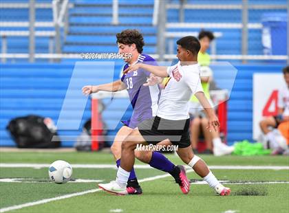 Thumbnail 2 in Boerne vs. Kilgore (UIL 4A Soccer Semifinal) photogallery.