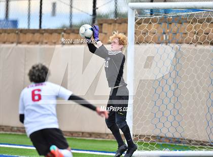 Thumbnail 3 in Boerne vs. Kilgore (UIL 4A Soccer Semifinal) photogallery.