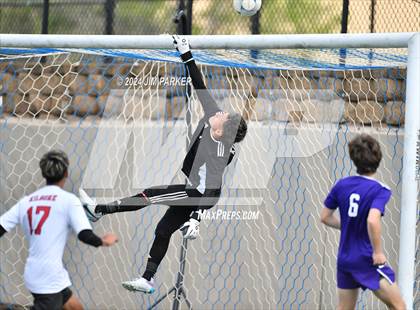 Thumbnail 2 in Boerne vs. Kilgore (UIL 4A Soccer Semifinal) photogallery.