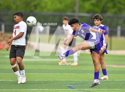 Thumbnail 3 in Boerne vs. Kilgore (UIL 4A Soccer Semifinal) photogallery.