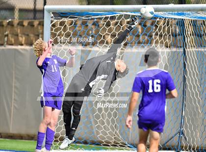 Thumbnail 1 in Boerne vs. Kilgore (UIL 4A Soccer Semifinal) photogallery.