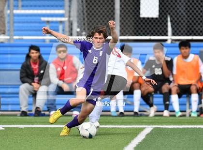 Thumbnail 1 in Boerne vs. Kilgore (UIL 4A Soccer Semifinal) photogallery.