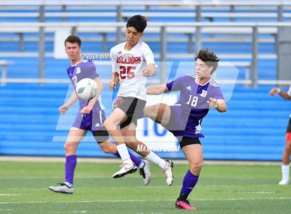 Thumbnail 3 in Boerne vs. Kilgore (UIL 4A Soccer Semifinal) photogallery.