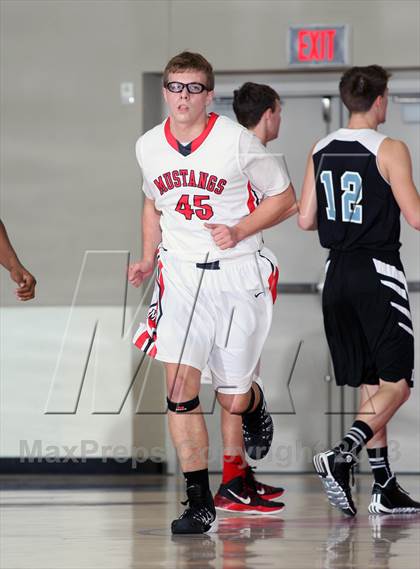 Thumbnail 3 in Sam Rayburn vs. Memorial (McDonald's Texas Invitational) photogallery.