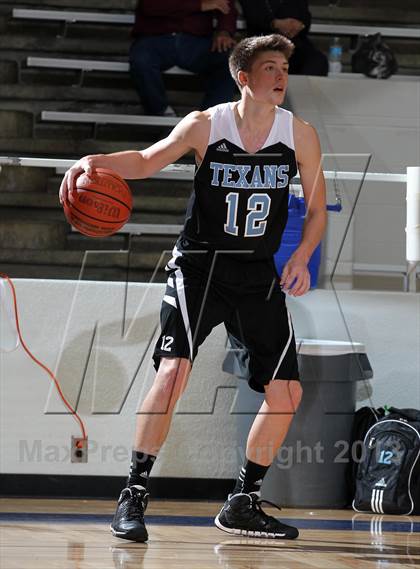 Thumbnail 2 in Sam Rayburn vs. Memorial (McDonald's Texas Invitational) photogallery.