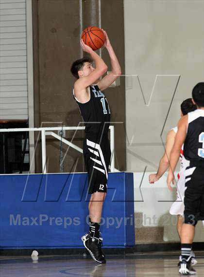 Thumbnail 1 in Sam Rayburn vs. Memorial (McDonald's Texas Invitational) photogallery.