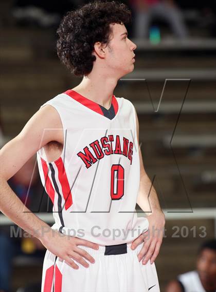 Thumbnail 1 in Sam Rayburn vs. Memorial (McDonald's Texas Invitational) photogallery.