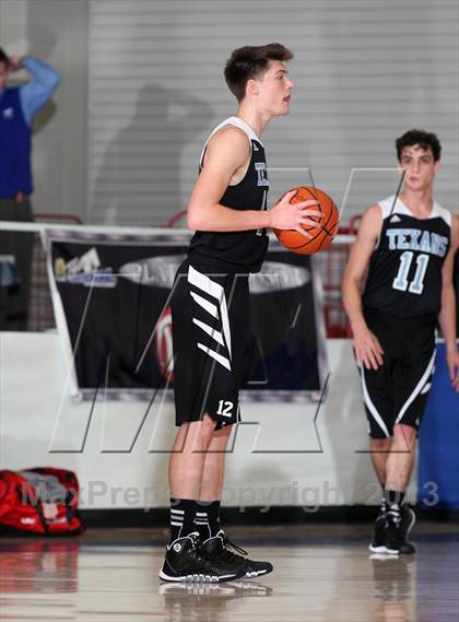 Thumbnail 1 in Sam Rayburn vs. Memorial (McDonald's Texas Invitational) photogallery.