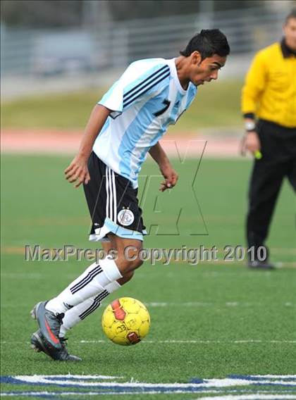 Thumbnail 2 in Agoura vs. El Camino Real (Crespi-Harvard Westlake Tournament) photogallery.