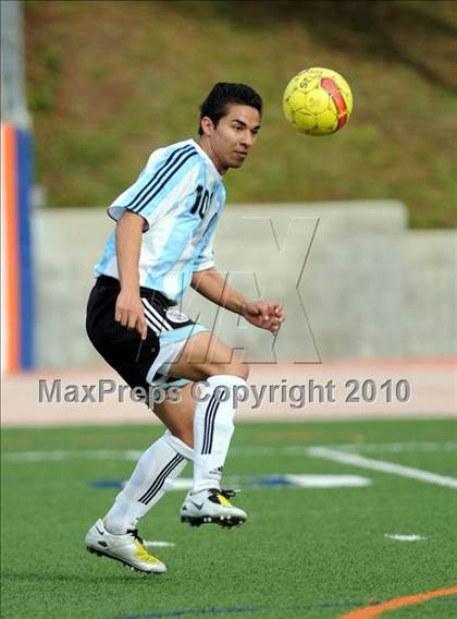 Thumbnail 3 in Agoura vs. El Camino Real (Crespi-Harvard Westlake Tournament) photogallery.