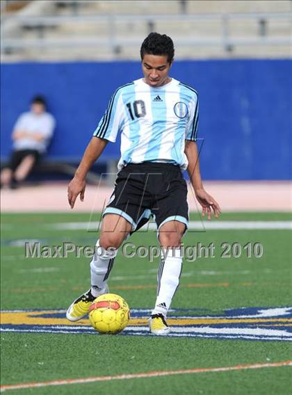 Thumbnail 1 in Agoura vs. El Camino Real (Crespi-Harvard Westlake Tournament) photogallery.