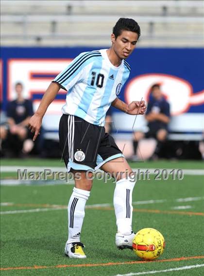 Thumbnail 2 in Agoura vs. El Camino Real (Crespi-Harvard Westlake Tournament) photogallery.