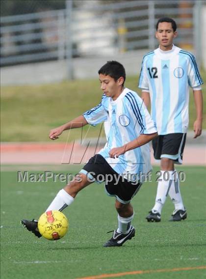 Thumbnail 1 in Agoura vs. El Camino Real (Crespi-Harvard Westlake Tournament) photogallery.