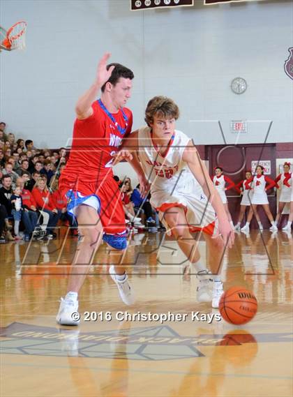 Thumbnail 1 in Woodlawn vs Christopher (Sesser-Valier Holiday Tournament) photogallery.
