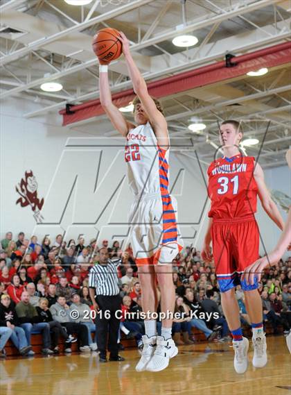 Thumbnail 3 in Woodlawn vs Christopher (Sesser-Valier Holiday Tournament) photogallery.