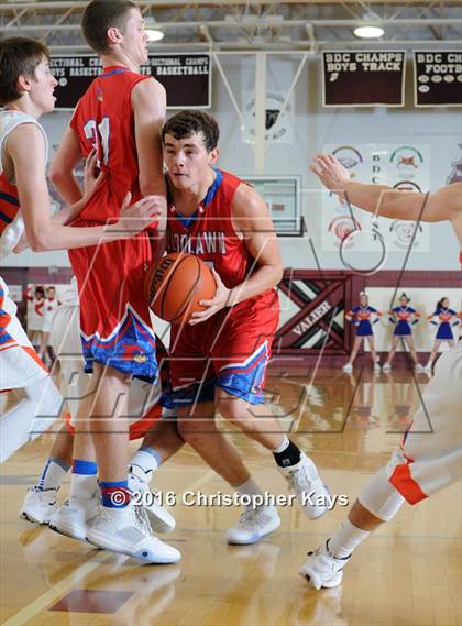 Thumbnail 1 in Woodlawn vs Christopher (Sesser-Valier Holiday Tournament) photogallery.