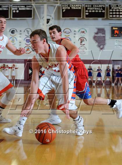 Thumbnail 3 in Woodlawn vs Christopher (Sesser-Valier Holiday Tournament) photogallery.