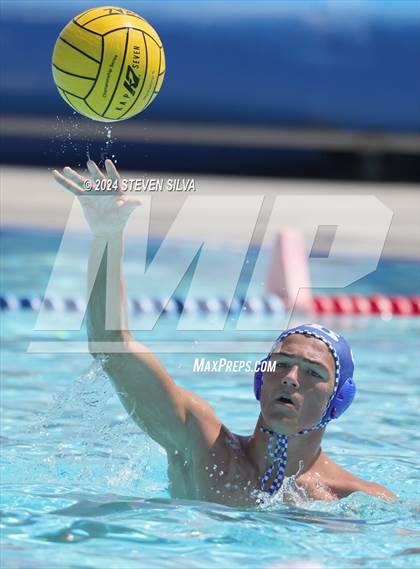 Thumbnail 2 in Point Loma vs. Rancho Bernardo (18th Annual Draz Memorial Classic) photogallery.